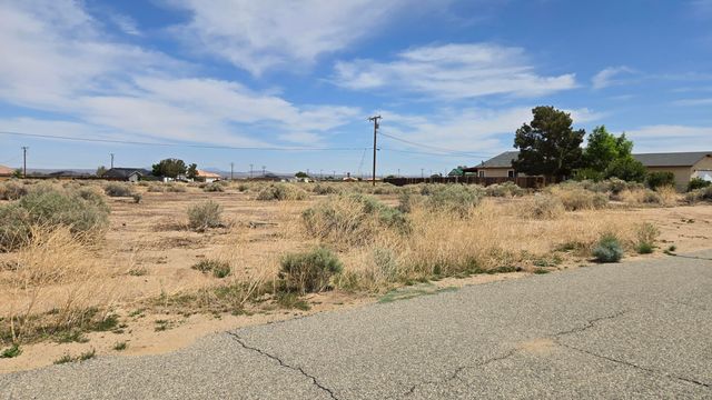 Heather Ave Near 72nd St, California City, CA 93505