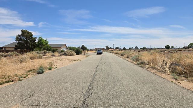 Heather Ave Near 72nd St, California City, CA 93505