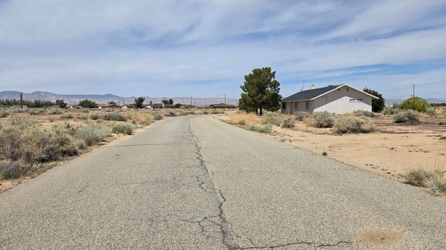 Heather Ave Near 72nd St, California City, CA 93505