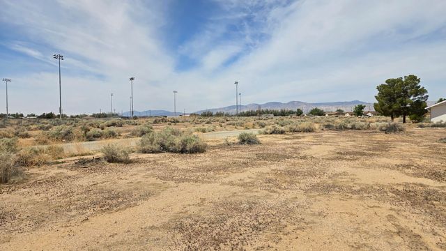 Heather Ave Near 72nd St, California City, CA 93505