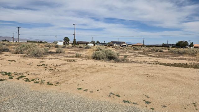Heather Ave Near 72nd St, California City, CA 93505