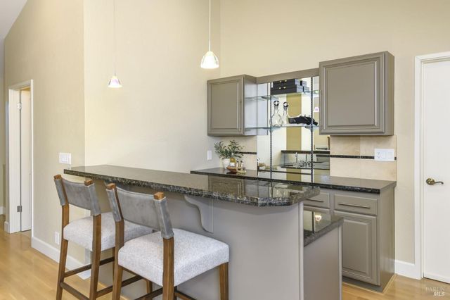 101 Garner Dr, Novato, CA 94947