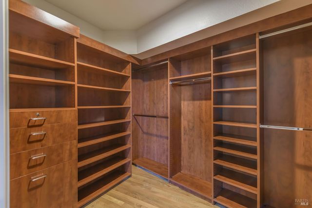 101 Garner Dr, Novato, CA 94947