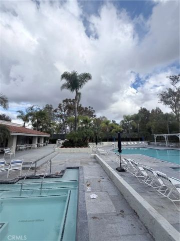 25052 Calle Arenal, Lake Forest, CA 92630