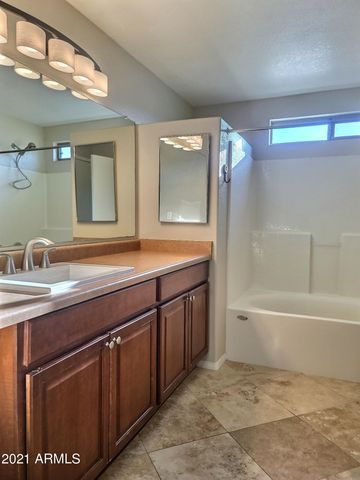 1212 S BOULDER Street F, Gilbert, AZ 85296