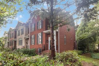 4280 Kingston Gate Cove, Atlanta, GA 30341