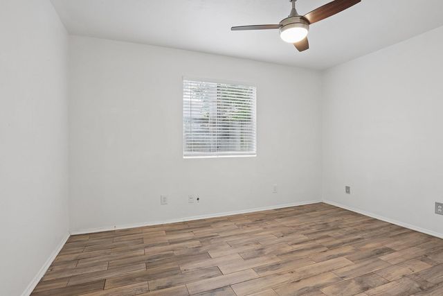 6803 Woodhue DR B, Austin, TX 78745
