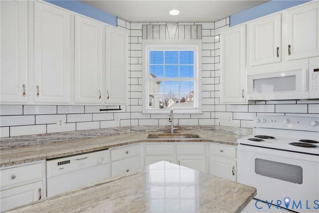 905 Oldenburg Cir, Henrico, VA 23223