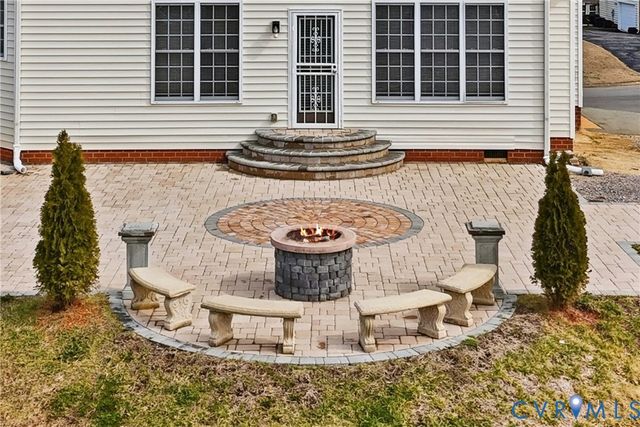 905 Oldenburg Cir, Henrico, VA 23223