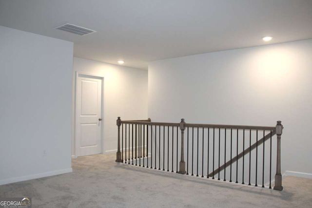 731 Point Place Drive, Loganville, GA 30052