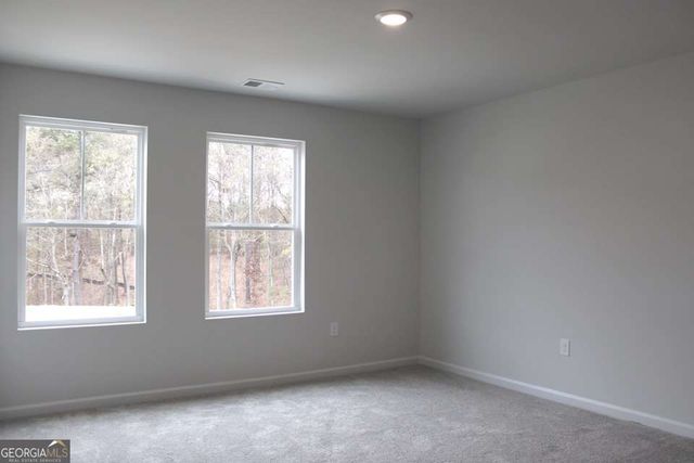 731 Point Place Drive, Loganville, GA 30052