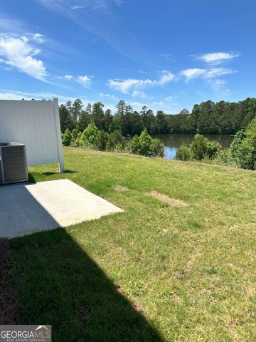 731 Point Place Drive, Loganville, GA 30052