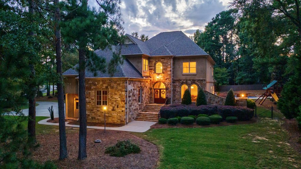 4305 Southern Pines Drive, Evans, GA 30809