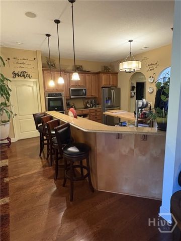 100 Cumberland Way, Savannah, GA 31407