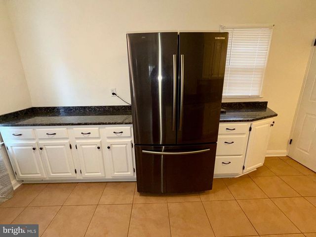 719 LINDA DR, Baltimore, MD 21228