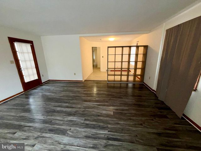 719 LINDA DR, Baltimore, MD 21228