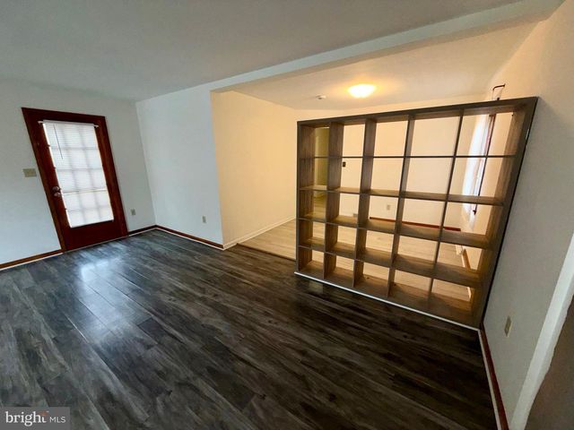 719 LINDA DR, Baltimore, MD 21228