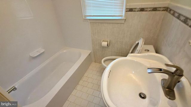 719 LINDA DR, Baltimore, MD 21228