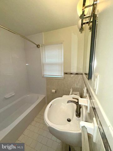 719 LINDA DR, Baltimore, MD 21228