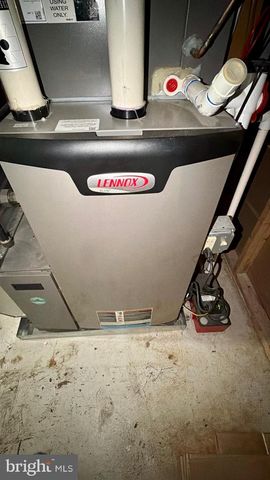 719 LINDA DR, Baltimore, MD 21228