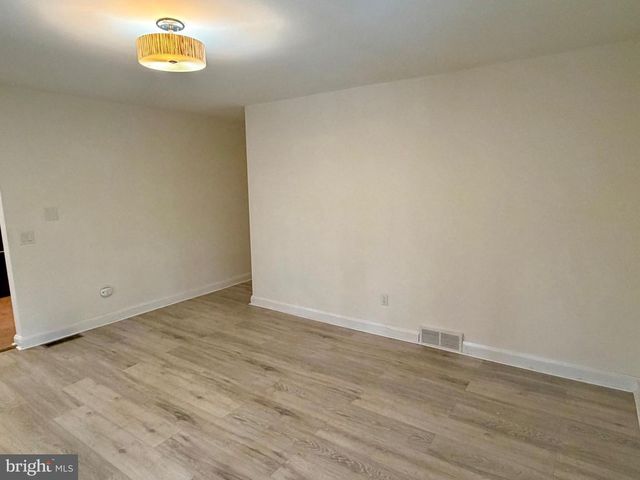 719 LINDA DR, Baltimore, MD 21228