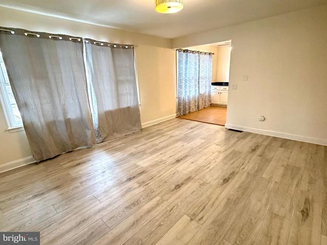 719 LINDA DR, Baltimore, MD 21228