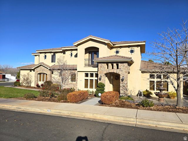 823 E MAJESTIC DR, Washington, UT 84780