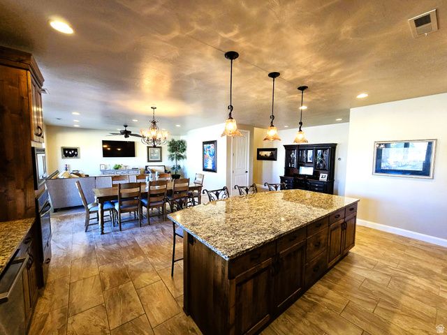 823 E MAJESTIC DR, Washington, UT 84780