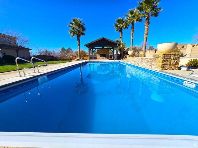 823 E MAJESTIC DR, Washington, UT 84780