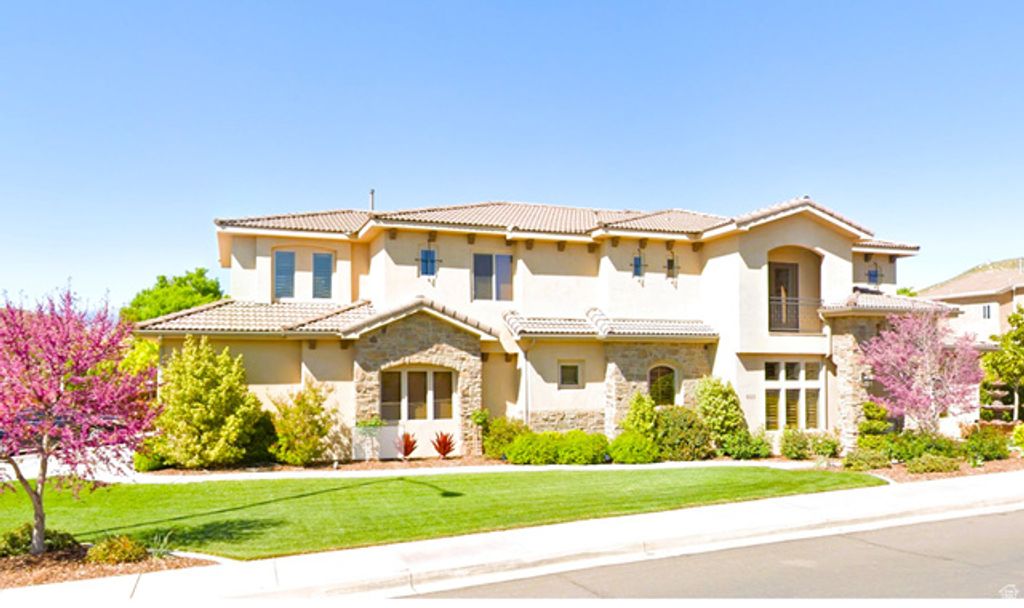 823 E MAJESTIC DR, Washington, UT 84780
