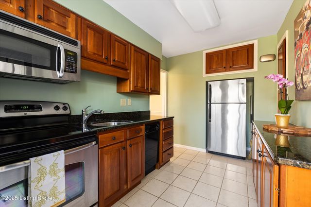 114 Crescent Ave APT D1, Louisville, KY 40206