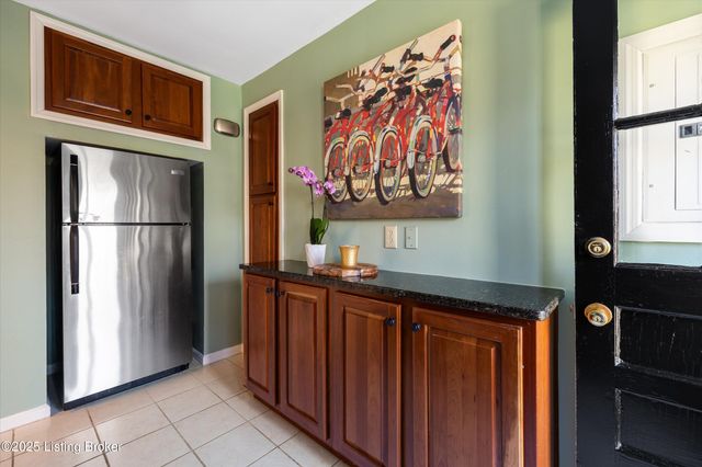 114 Crescent Ave APT D1, Louisville, KY 40206