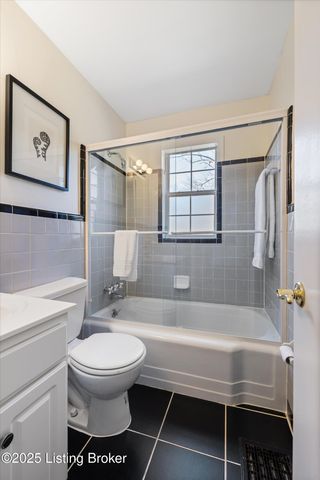 114 Crescent Ave APT D1, Louisville, KY 40206