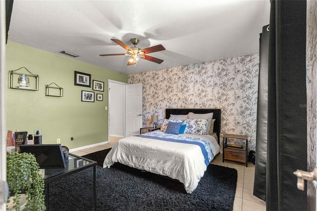 3753 NE 18TH COURT, Ocala, FL 34479