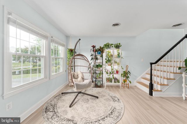 1009 S IRONWOOD RD, Sterling, VA 20164