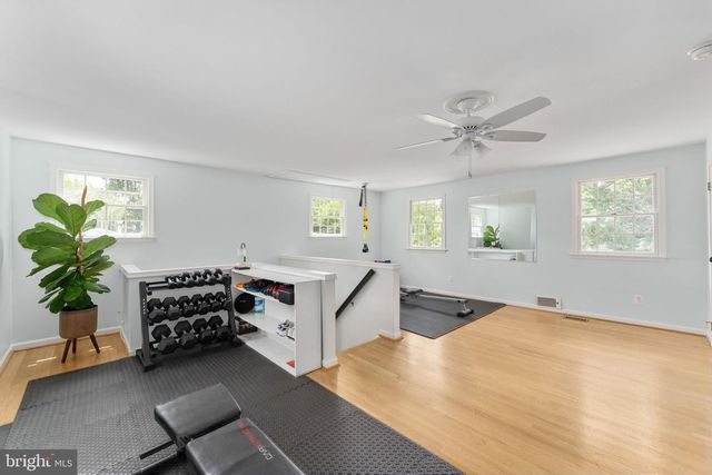 1009 S IRONWOOD RD, Sterling, VA 20164