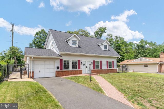 1009 S IRONWOOD RD, Sterling, VA 20164