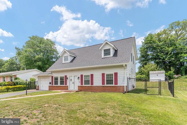 1009 S IRONWOOD RD, Sterling, VA 20164