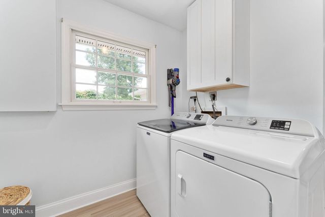 1009 S IRONWOOD RD, Sterling, VA 20164