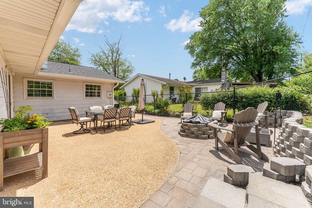 1009 S IRONWOOD RD, Sterling, VA 20164