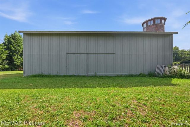 15921 W M 36, Pinckney, MI 48169