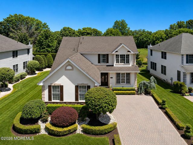87 E Parsonage Way, Manalapan, NJ 07726