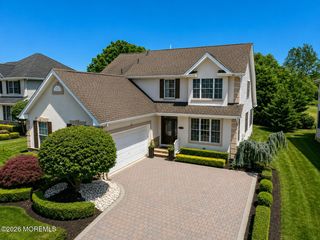 87 E Parsonage Way, Manalapan, NJ 07726