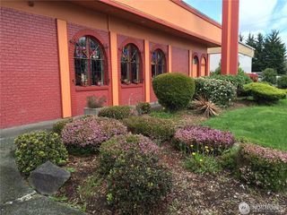 9002 Pacific Avenue, Tacoma, WA 98444