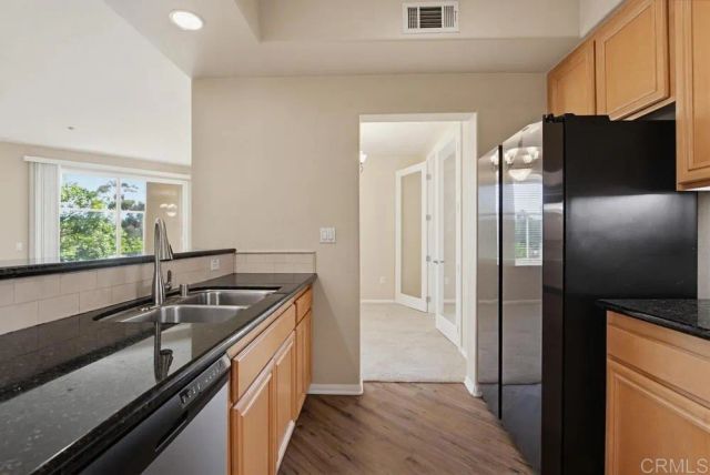 823 Kalpati Cir 201, Carlsbad, CA 92008