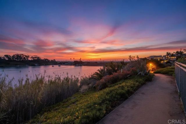 823 Kalpati Cir 201, Carlsbad, CA 92008
