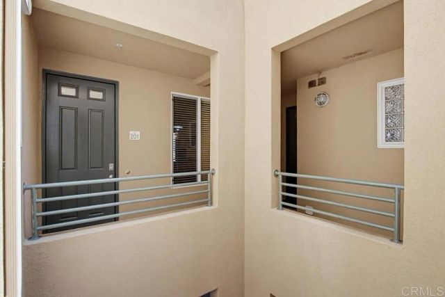 823 Kalpati Cir 201, Carlsbad, CA 92008