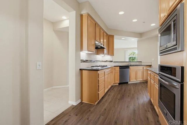 823 Kalpati Cir 201, Carlsbad, CA 92008