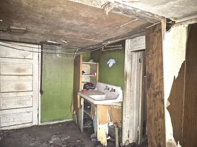 2521 Connecticut Street, Gary, IN 46407