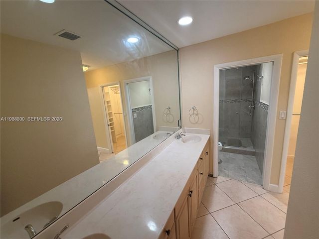 2271 SW 30th Ter, Fort Lauderdale, FL 33312